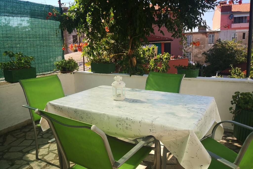 Casa Di Nonna Pina, Kuca U Blizini Arene Apartman Póla Kültér fotó